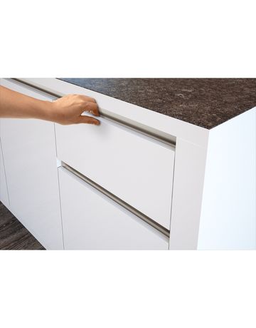 Bild Möbel- Griffleiste, individuell ablängbar, Canis L 9210116, Länge 3.500mm, Aluminium edelstahloptik eloxiert - Hettich-1