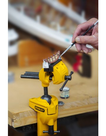 Bild Multiachsen Schraubstock Spannweite 75 mm, Spannkraft 25 kg - STANLEY-2