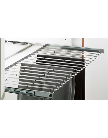 Ausziehbarer Hosenhalter, 1000 mm, zwischen Korpusseiten, silber - Hettich
